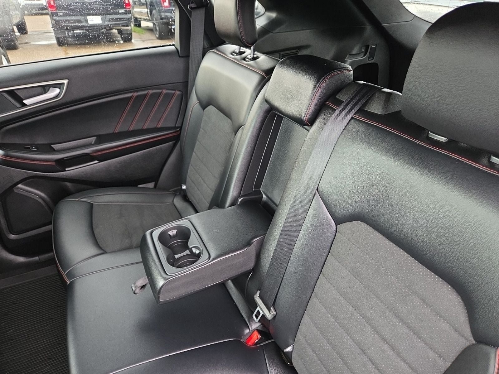 Certified 2024 Ford Edge ST-Line AWD/4WD image 46