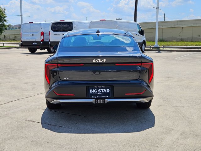 Used 2025 Kia K4 FWD image 4