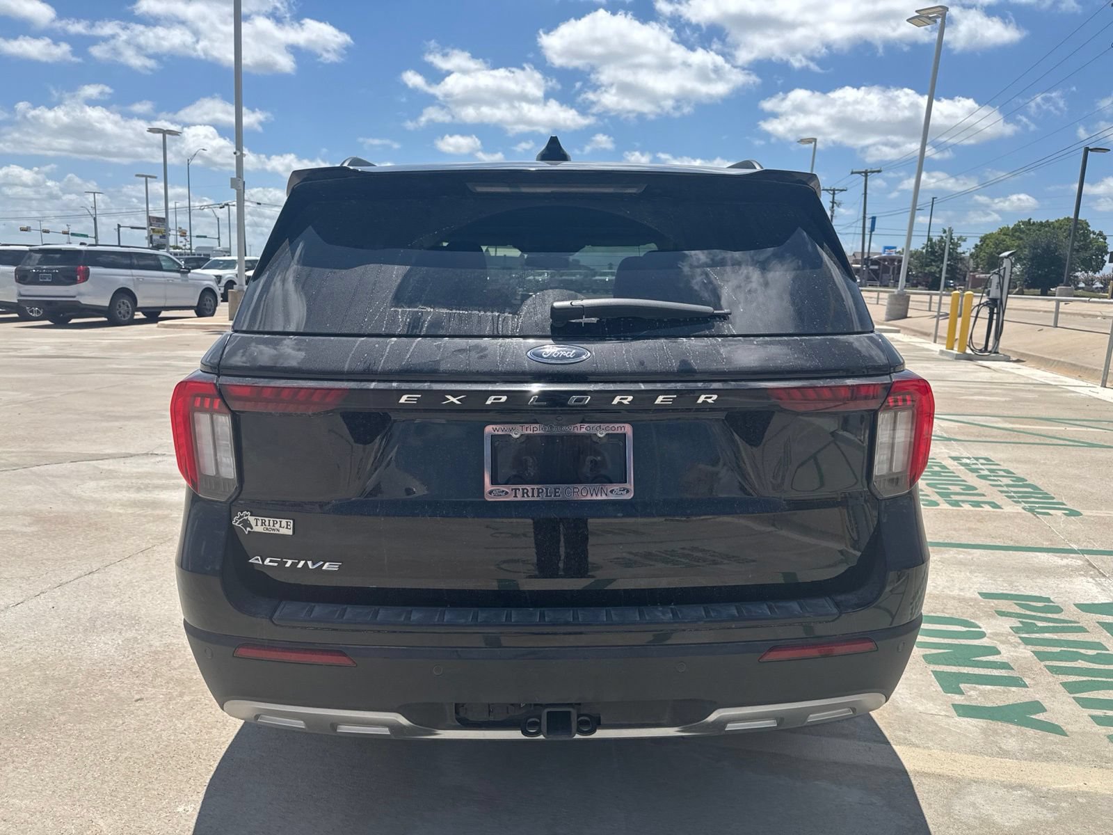 Certified 2025 Ford Explorer Active w/ Active Comfort Package RWD image 4
