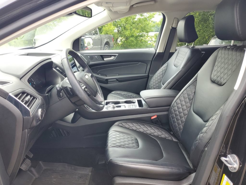 Certified 2023 Ford Edge Titanium w/ Class II Trailer Tow Package AWD/4WD image 12