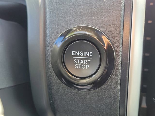 Certified 2025 Ford Expedition Active image 20