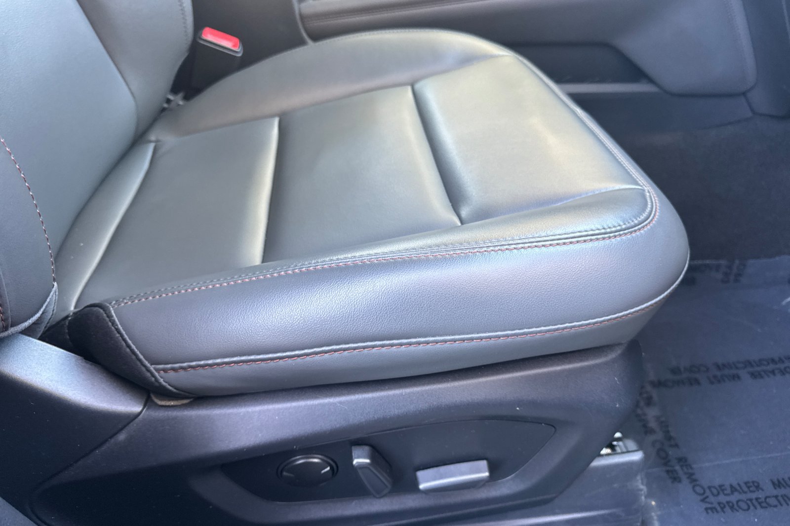 Certified 2026 Ford Explorer Active w/ Active Comfort Package AWD/4WD image 24