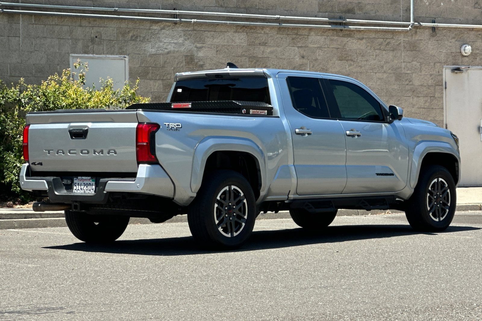 Used 2024 Toyota Tacoma TRD Sport w/ TRD Sport Premium Package AWD/4WD image 3