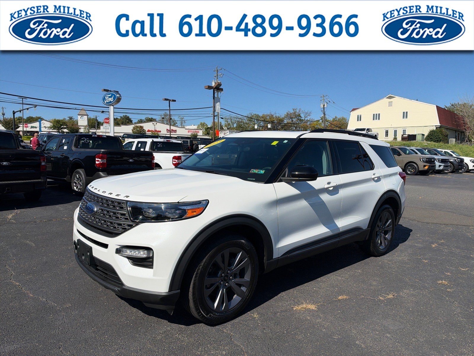 Certified 2023 Ford Explorer XLT w/ Equipment Group 202A