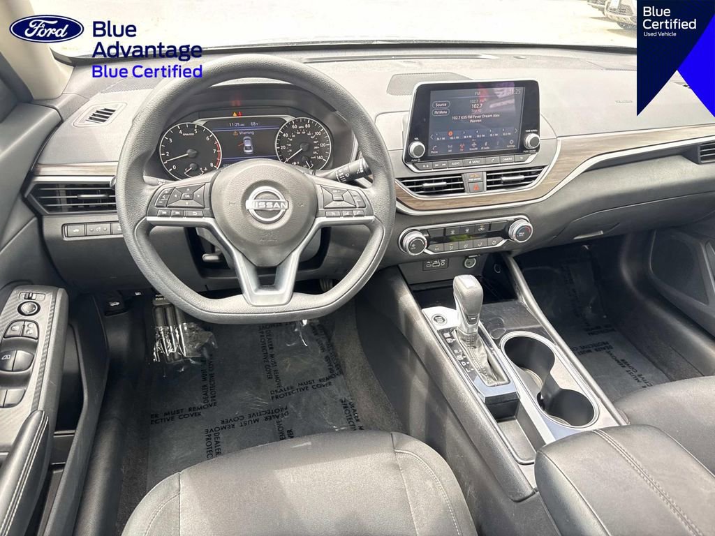Used 2024 Nissan Altima 2.5 SV FWD image 9