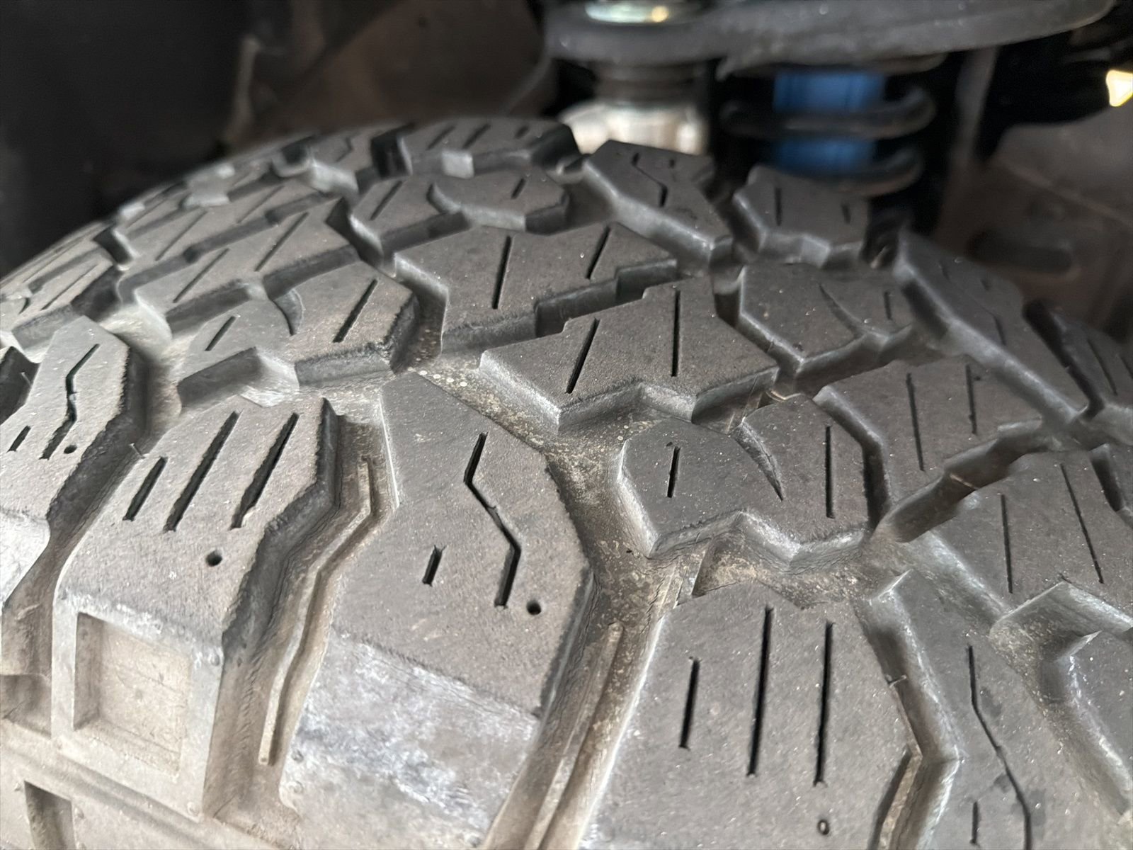 Used 2025 Toyota Tacoma TRD Off-Road image 3