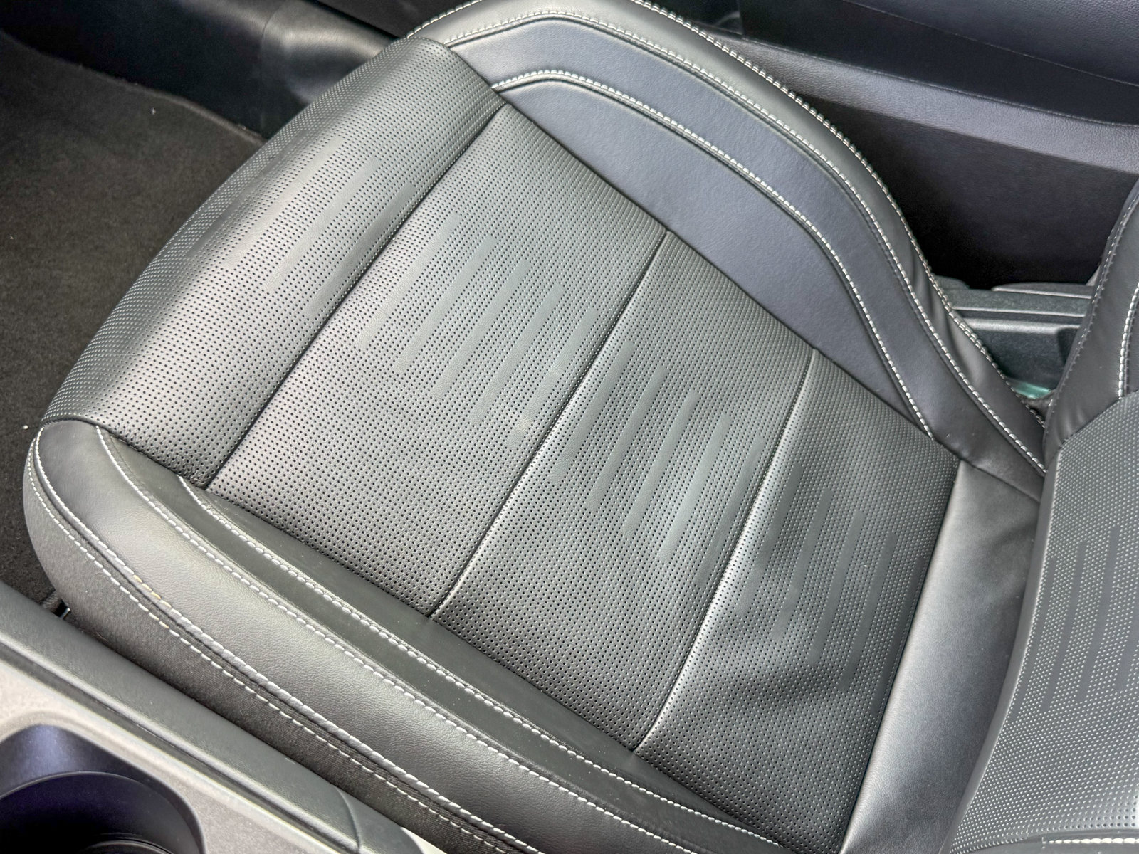 Certified 2022 Ford Mustang Shelby GT500 w/ Technology Package RWD image 29
