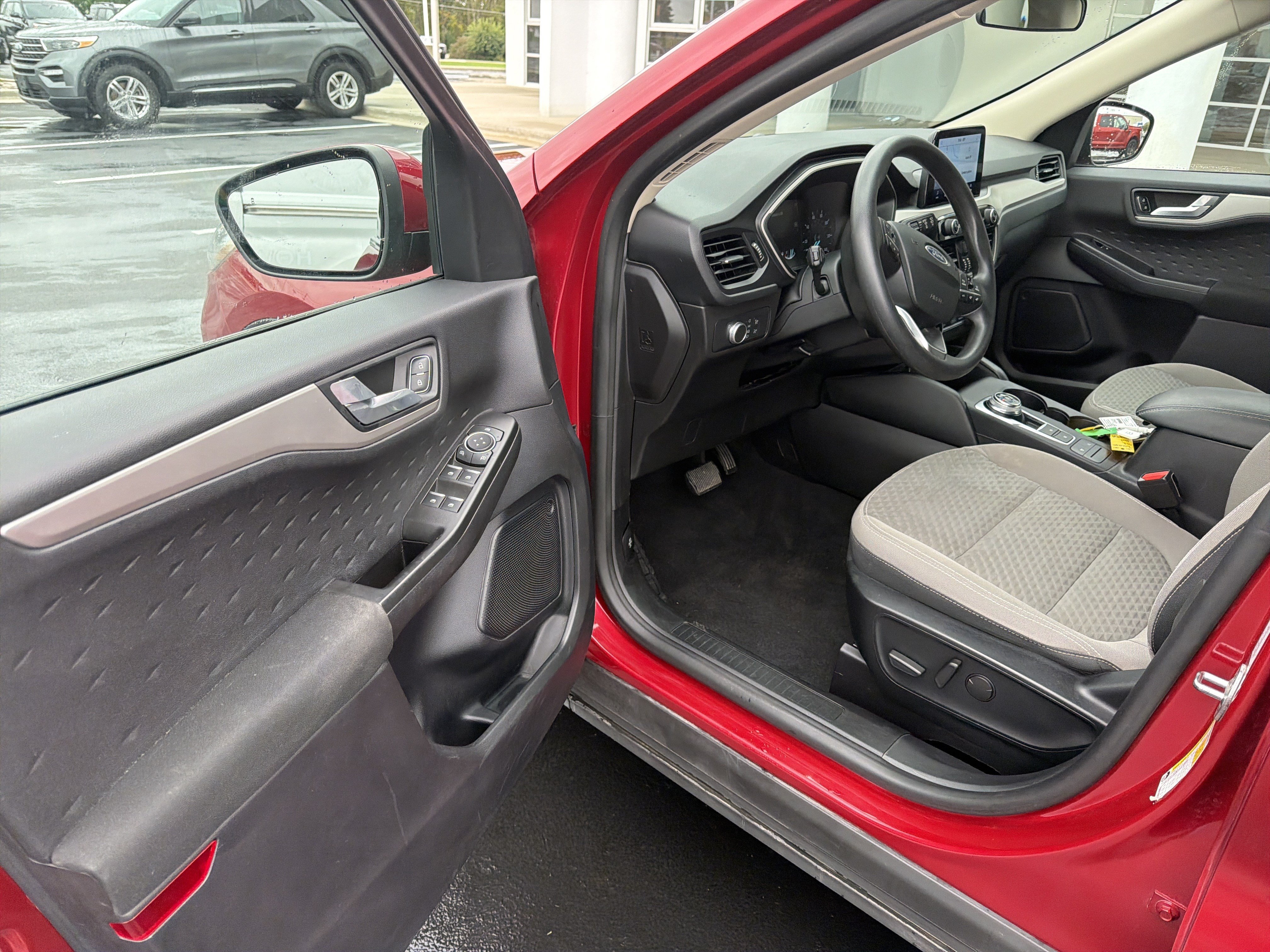 Certified 2020 Ford Escape SE AWD/4WD image 19
