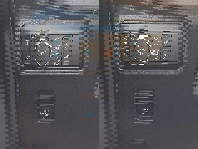 Certified 2023 Ford Bronco Wildtrak image 18