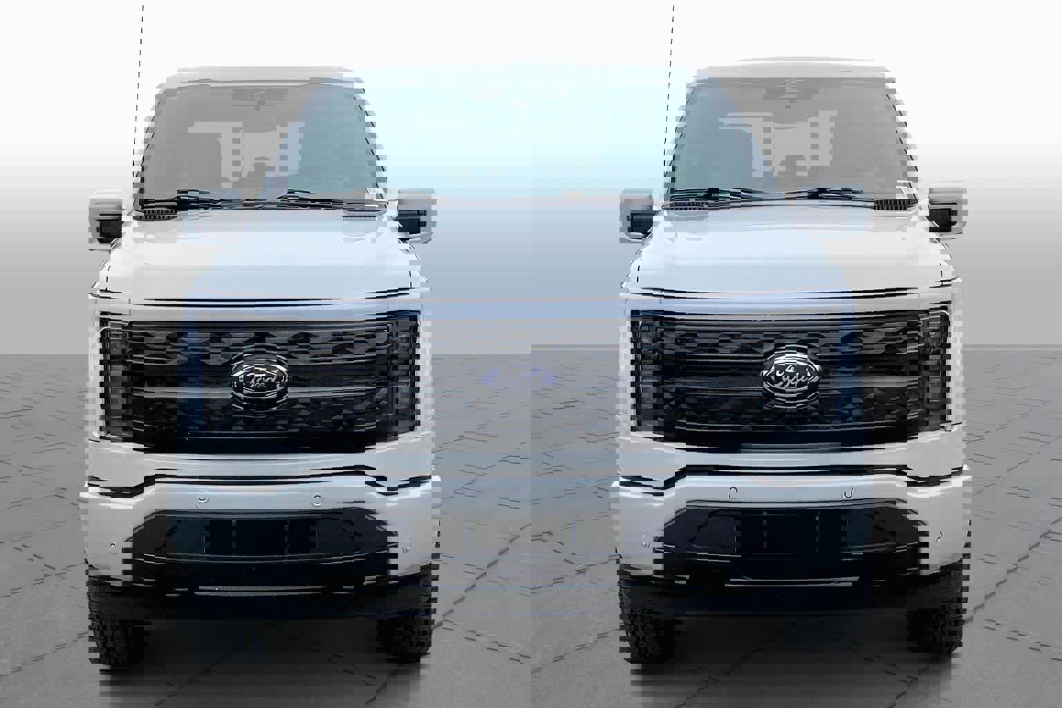 Certified 2023 Ford F150 Lightning Platinum image 4