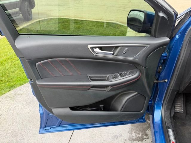 Certified 2022 Ford Edge ST-Line AWD/4WD image 8