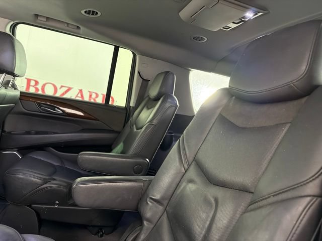 Used 2020 Cadillac Escalade ESV Luxury AWD/4WD image 13