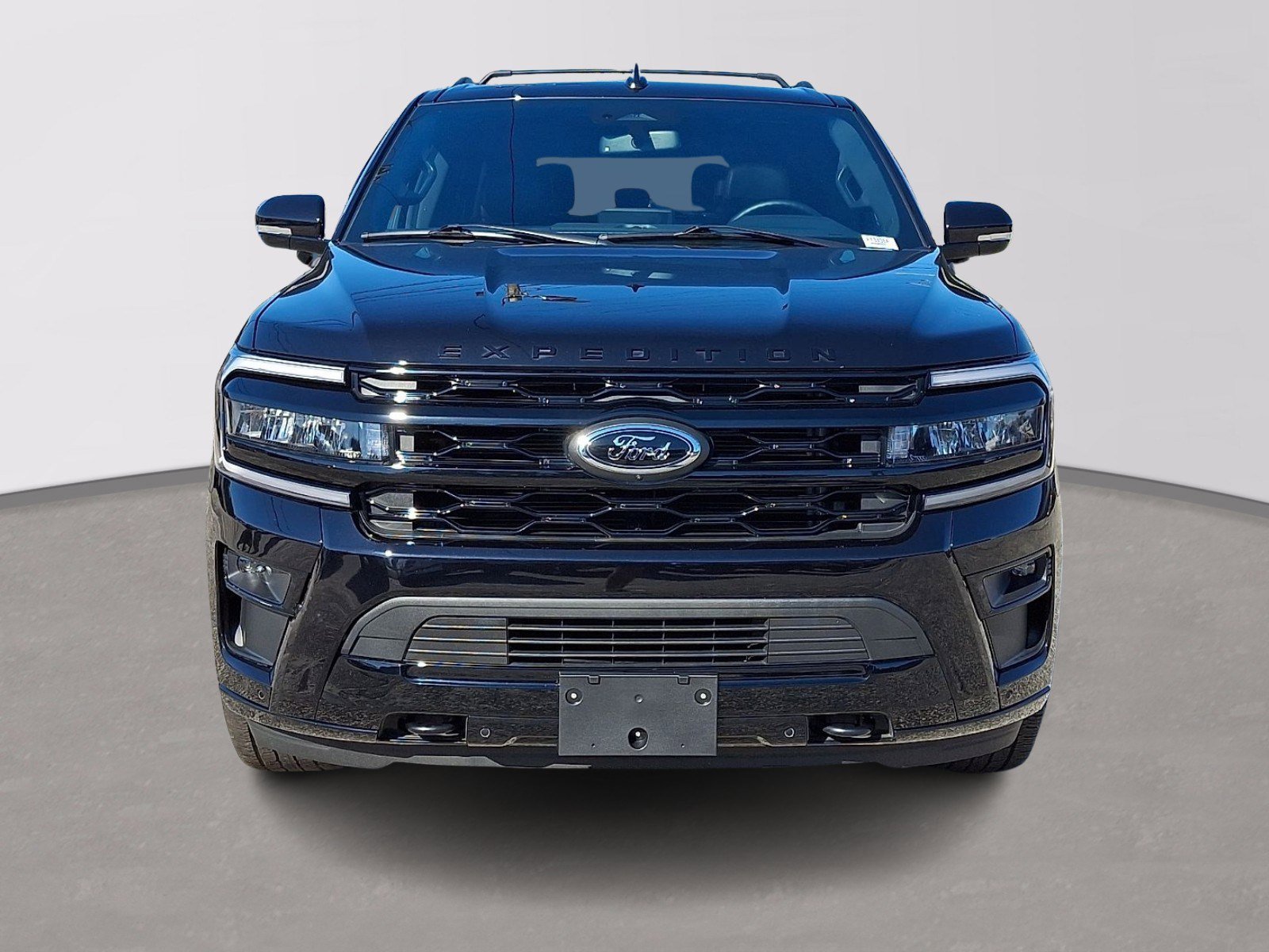 Certified 2024 Ford Expedition Limited AWD/4WD image 2