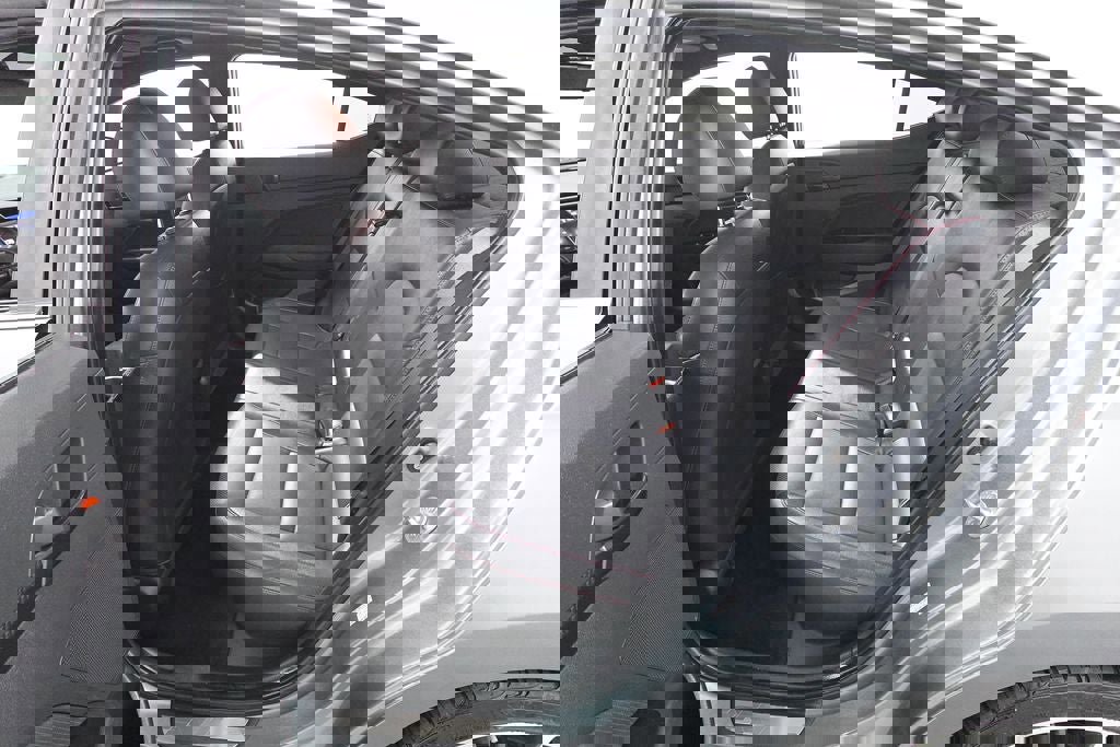 Used 2018 Hyundai Elantra Sport image 23