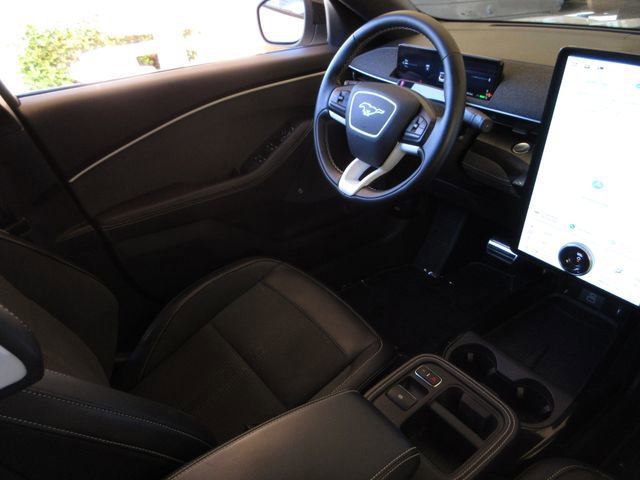 Certified 2025 Ford Mustang Mach-E GT image 22