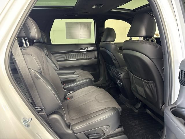 Used 2025 Hyundai Palisade Calligraphy AWD/4WD image 5