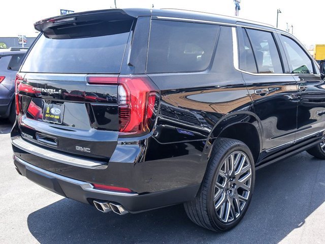 Used 2026 GMC Yukon Denali Ultimate AWD/4WD image 9