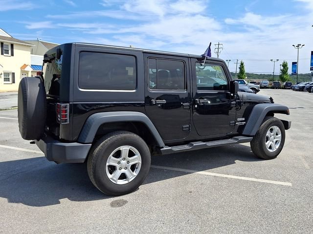 Used 2018 Jeep Wrangler Unlimited Sport AWD/4WD image 16