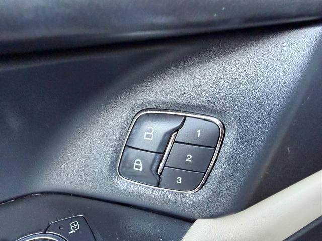 Certified 2020 Ford Expedition Platinum image 24