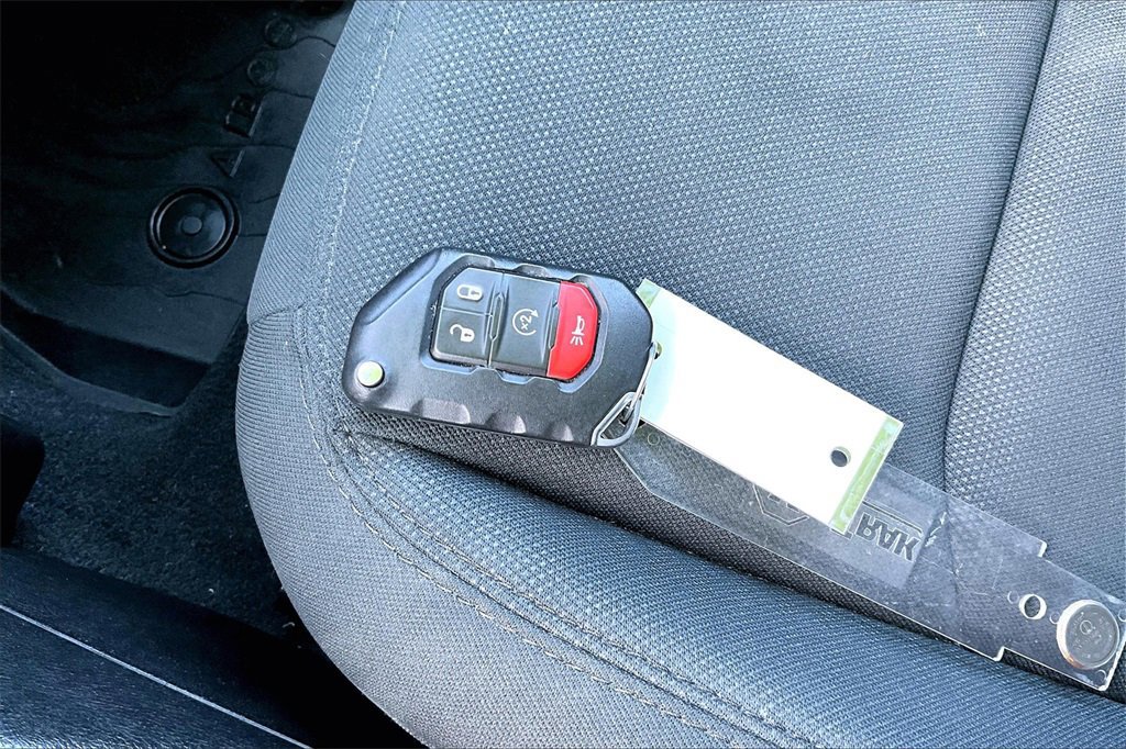 Used 2020 Jeep Wrangler Unlimited Sport S image 36