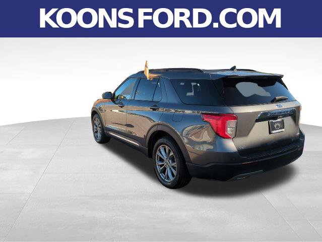 Certified 2022 Ford Explorer XLT w/ Equipment Group 202A AWD/4WD image 3