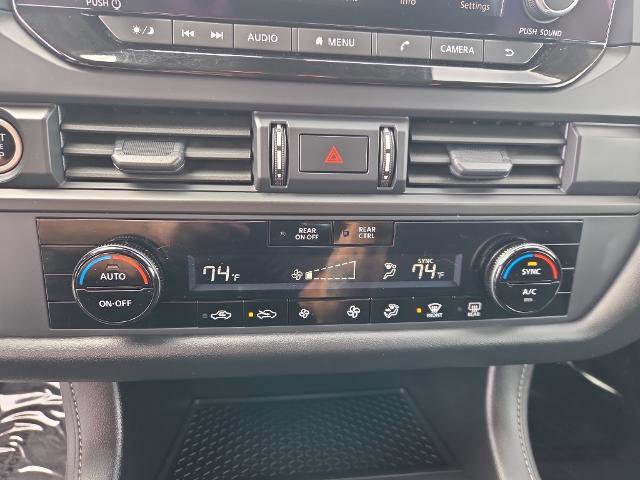 Used 2024 Nissan Pathfinder S AWD/4WD image 31