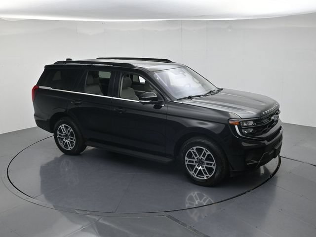 Certified 2025 Ford Expedition Active AWD/4WD image 45