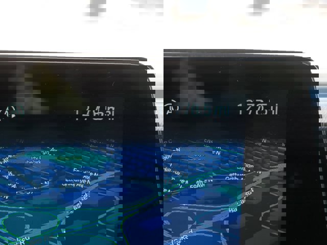 Certified 2025 Ford Expedition Platinum image 35