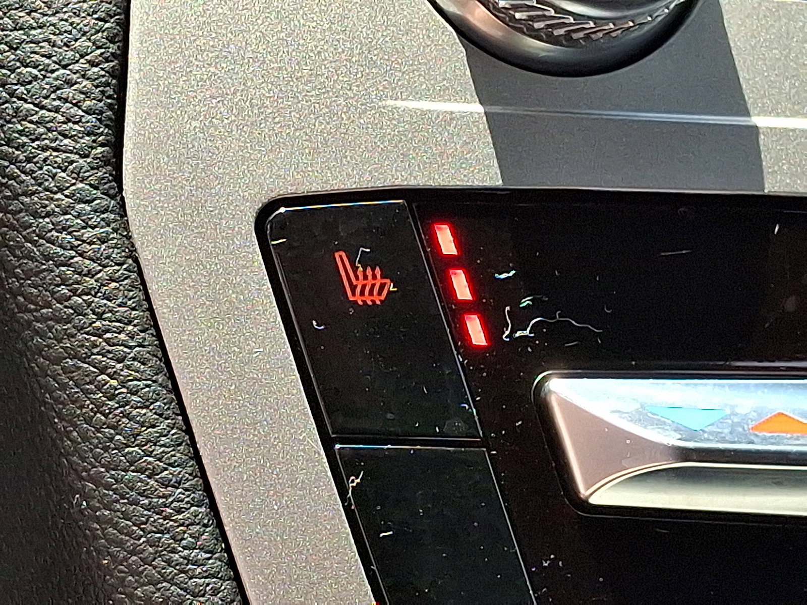 Certified 2022 Ford Explorer XLT image 23