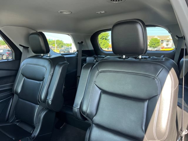 Certified 2024 Ford Explorer XLT w/ Equipment Group 202A AWD/4WD image 27
