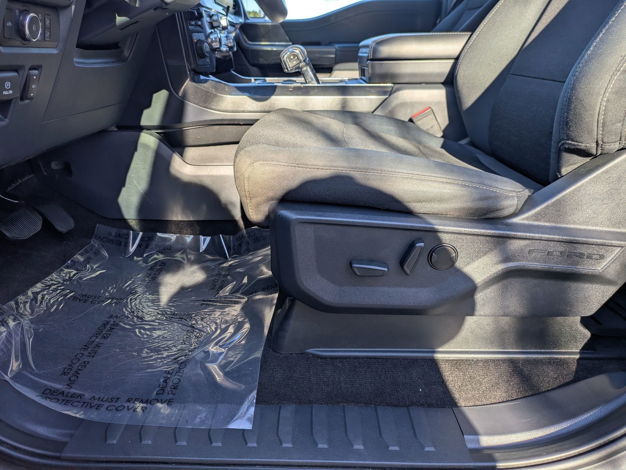 Certified 2022 Ford F150 XLT w/ Equipment Group 302A High image 12