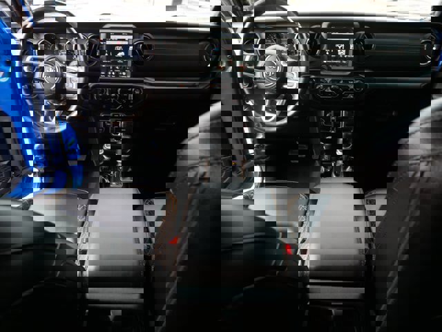 Used 2022 Jeep Gladiator Overland image 18