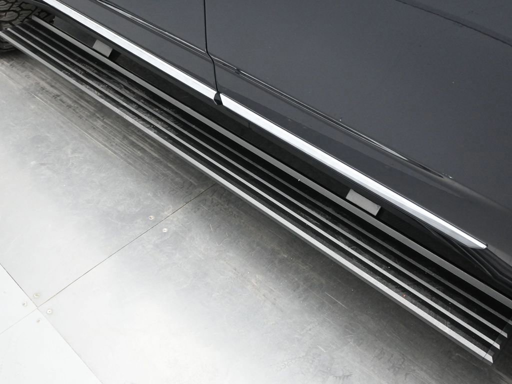 Used 2023 GMC Yukon Denali Ultimate image 61