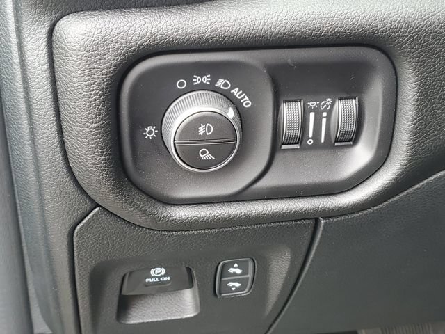 Used 2026 RAM 1500 Laramie w/ Night Edition AWD/4WD image 9