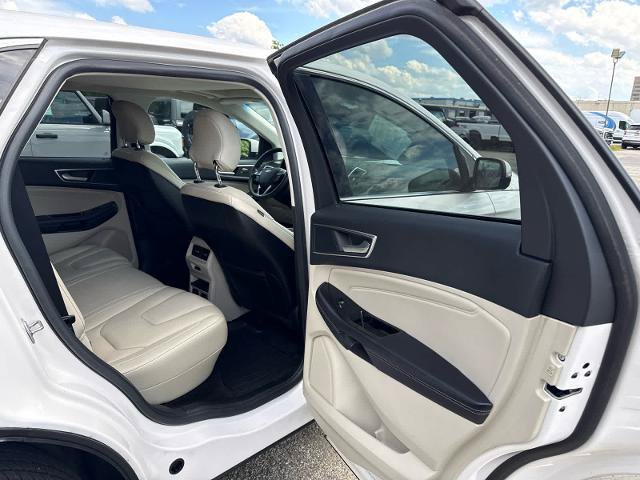 Certified 2018 Ford Edge Titanium w/ Equipment Group 301A AWD/4WD image 10
