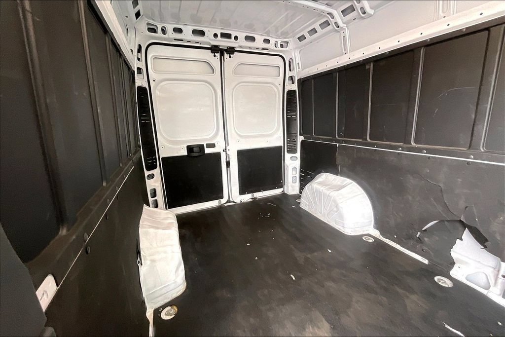 Used 2025 RAM ProMaster 2500 w/ Convenience Group FWD image 25