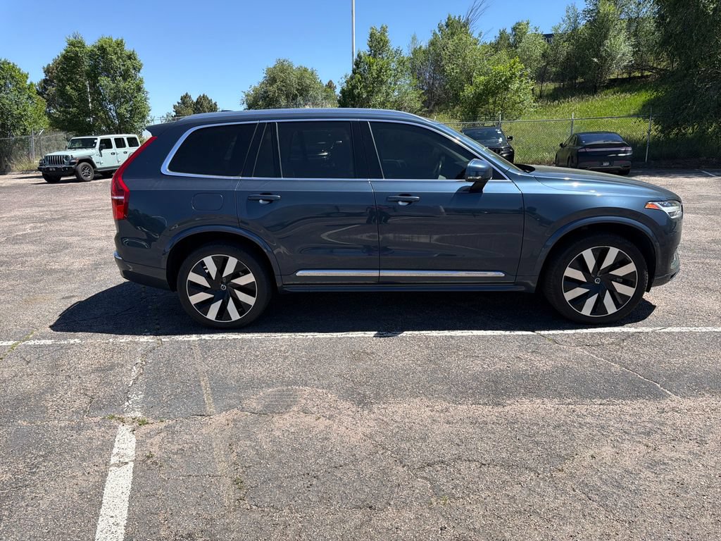 Used 2023 Volvo XC90 T8 Ultimate w/ Lounge Package AWD/4WD image 13