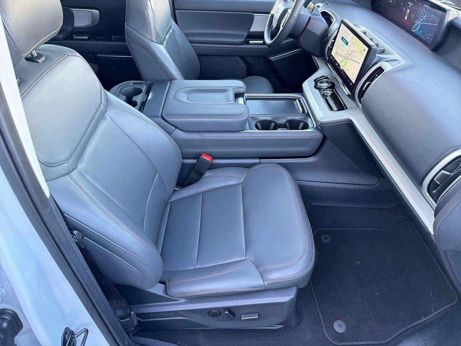Certified 2025 Ford Expedition Max Active AWD/4WD image 30