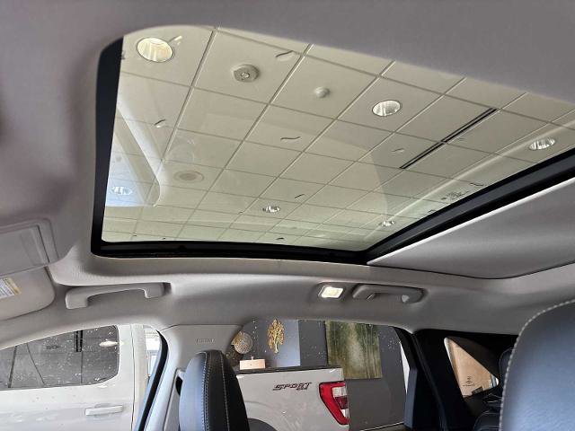 Certified 2022 Ford Escape Titanium w/ Titanium Elite Package image 18