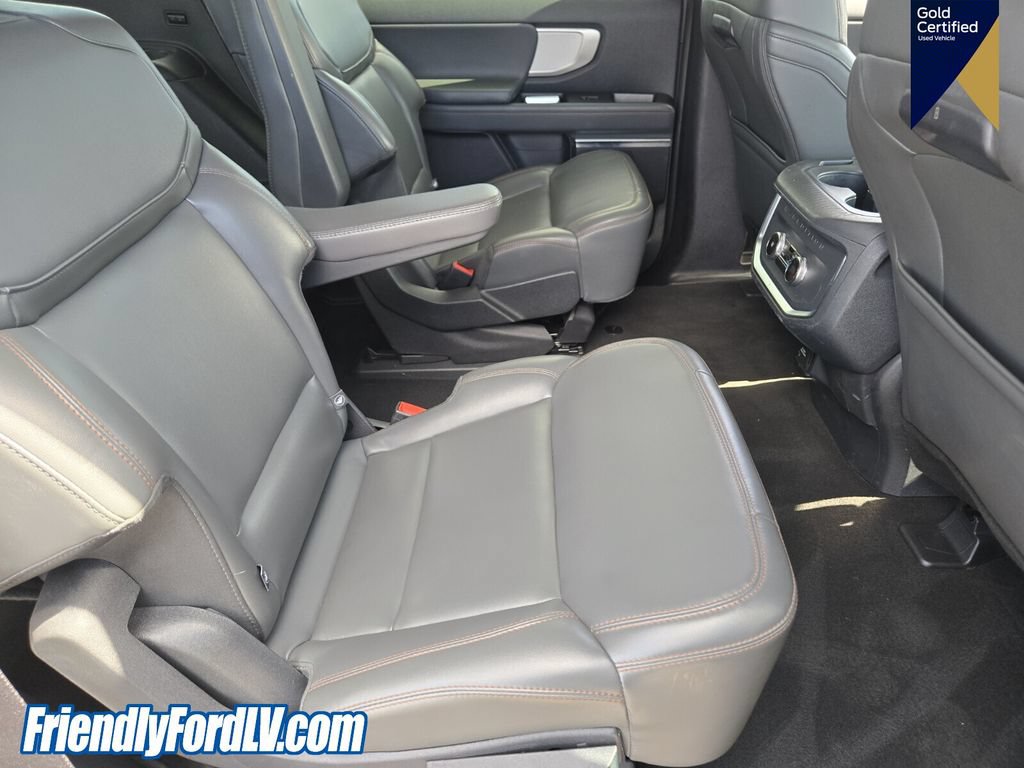 Certified 2025 Ford Expedition Active AWD/4WD image 18
