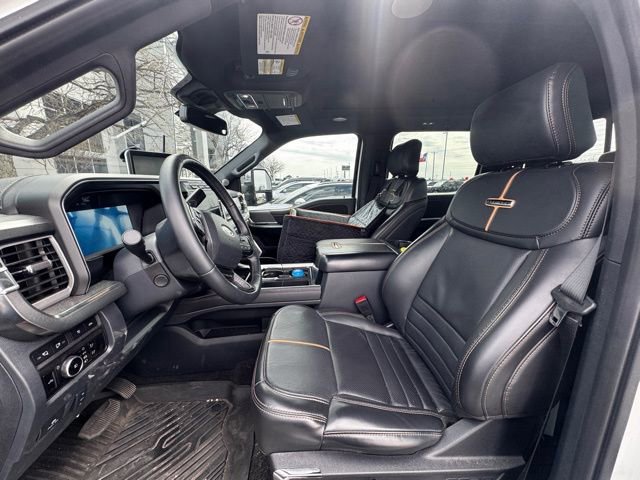 Certified 2024 Ford F450 Platinum w/ FX4 Off-Road Package image 7