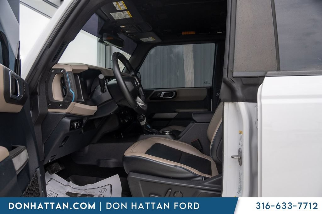 Certified 2023 Ford Bronco Wildtrak AWD/4WD image 3