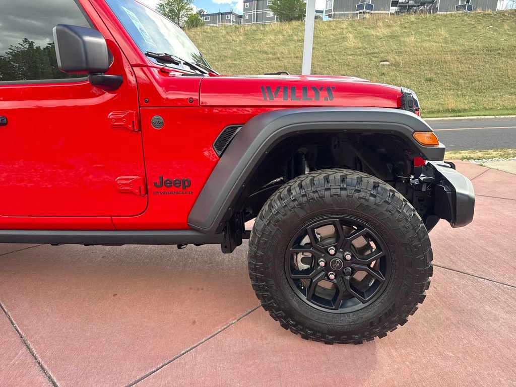 Used 2025 Jeep Wrangler Unlimited Sport AWD/4WD image 34