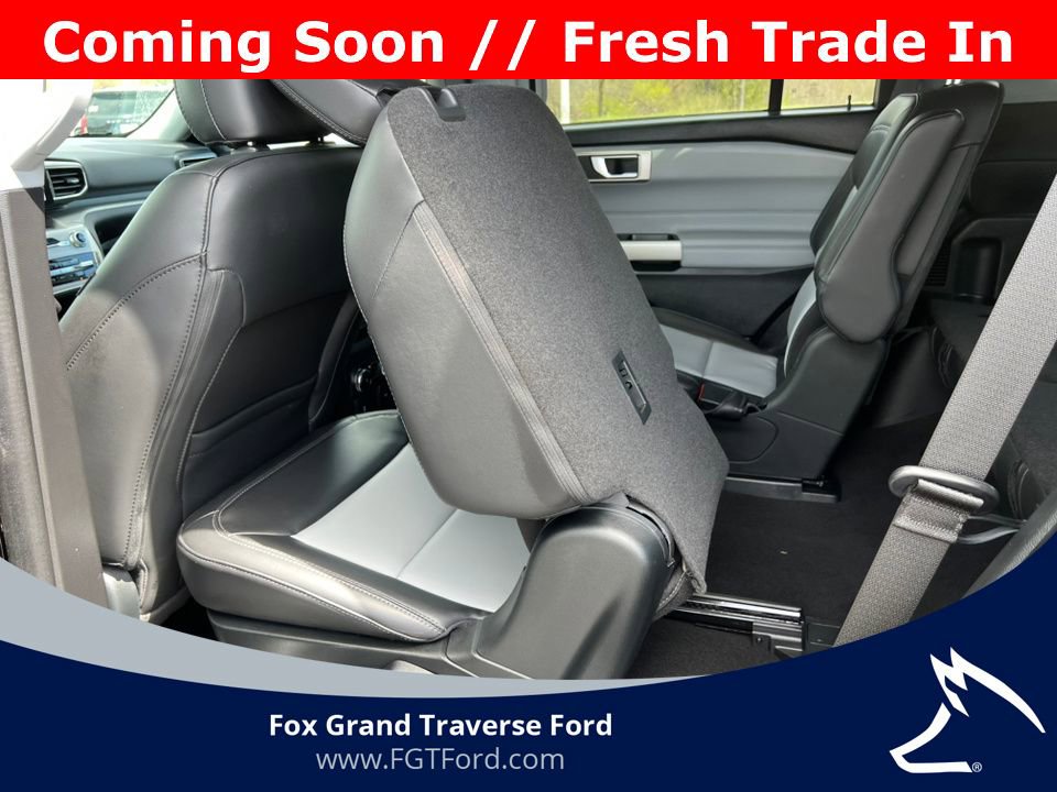 Certified 2023 Ford Explorer XLT w/ Equipment Group 202A AWD/4WD image 5