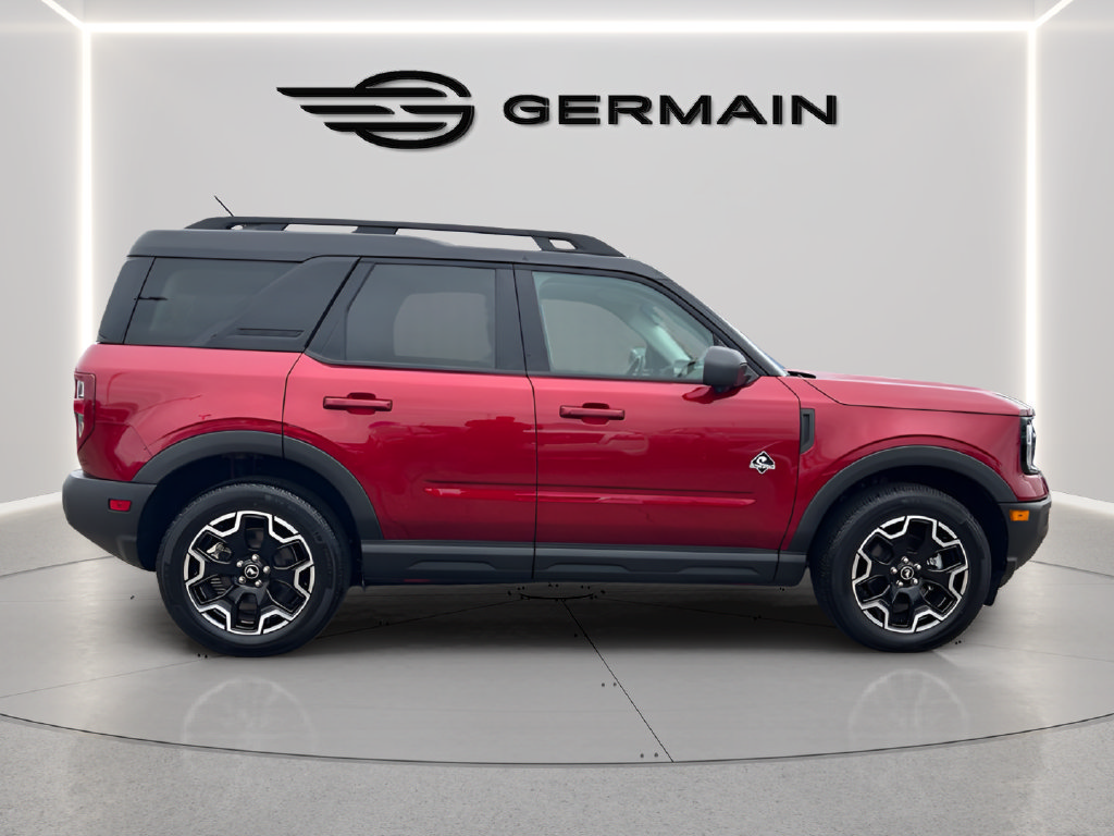 Certified 2025 Ford Bronco Sport Outer Banks w/ Outer Banks Tech Package+ AWD/4WD image 9