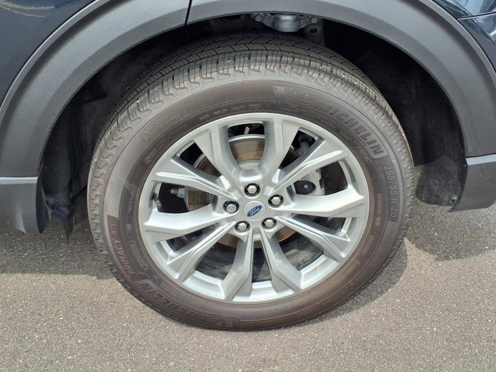 Certified 2023 Ford Explorer XLT w/ Equipment Group 202A image 27