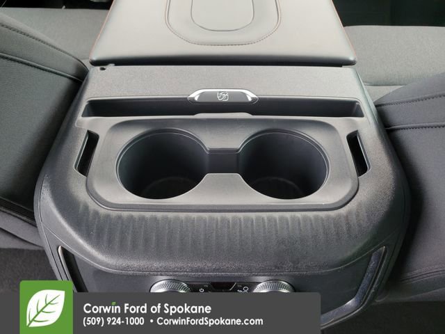 Certified 2025 Ford Expedition Active image 19