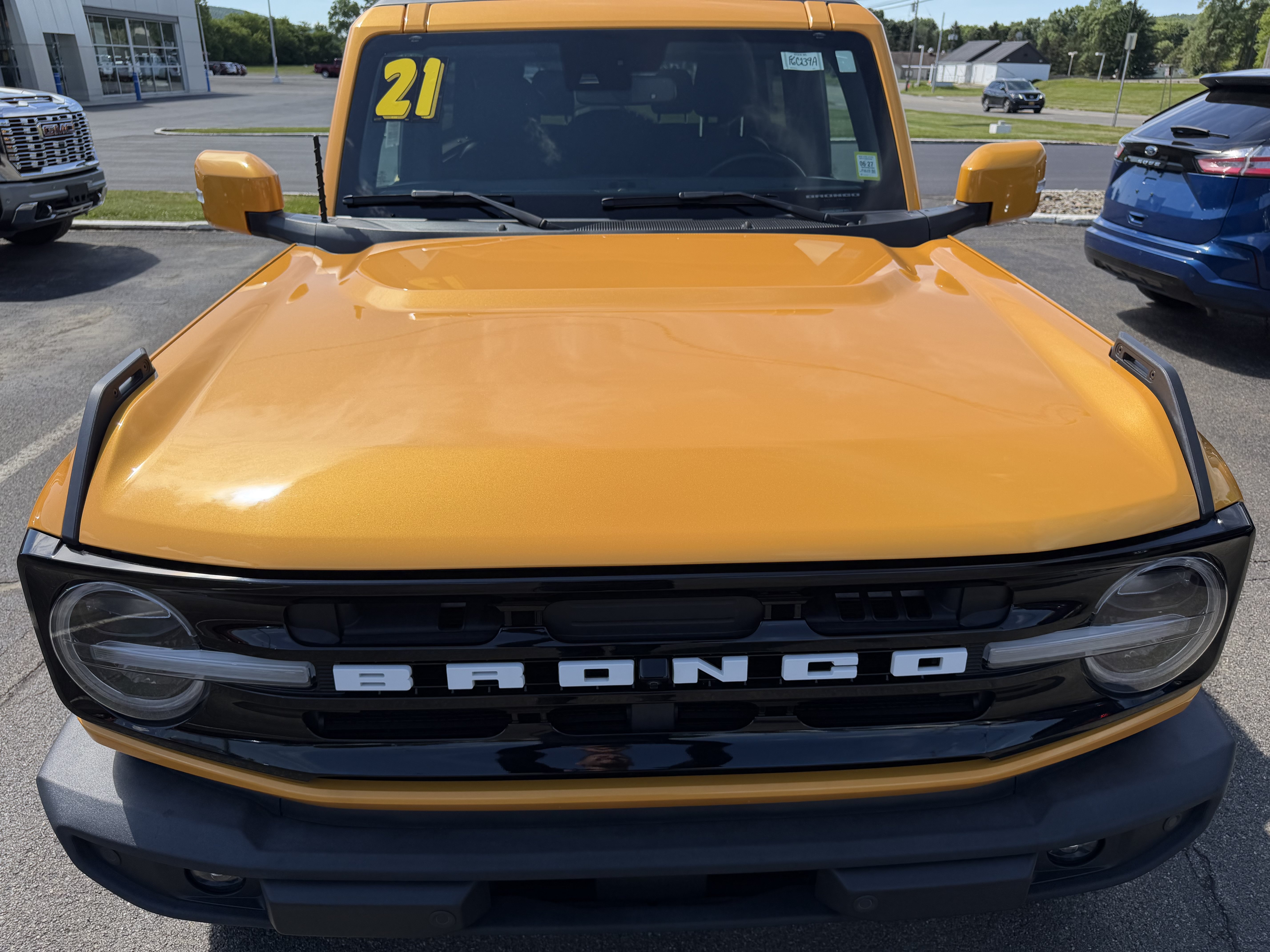 Certified 2021 Ford Bronco Outer Banks w/ Sasquatch Package AWD/4WD image 5