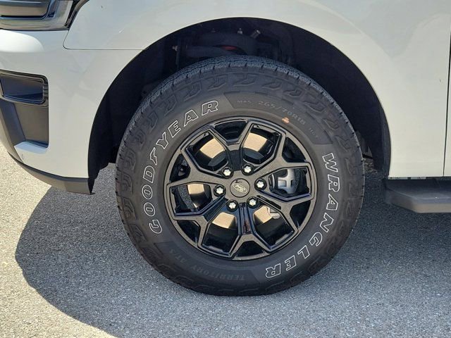 Certified 2024 Ford Expedition Timberline AWD/4WD image 8