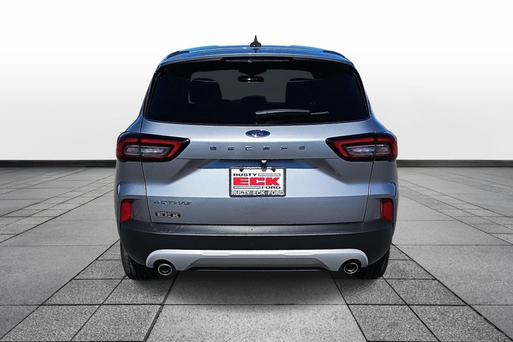 Certified 2024 Ford Escape Active w/ Cold Weather Package FWD image 6